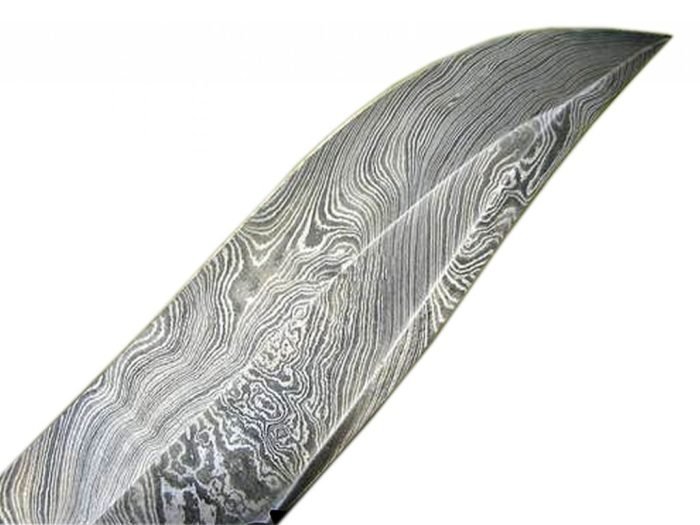 10.5" Damascus Steel Hunting Bowie Knife (red, Black) Dashing Looks